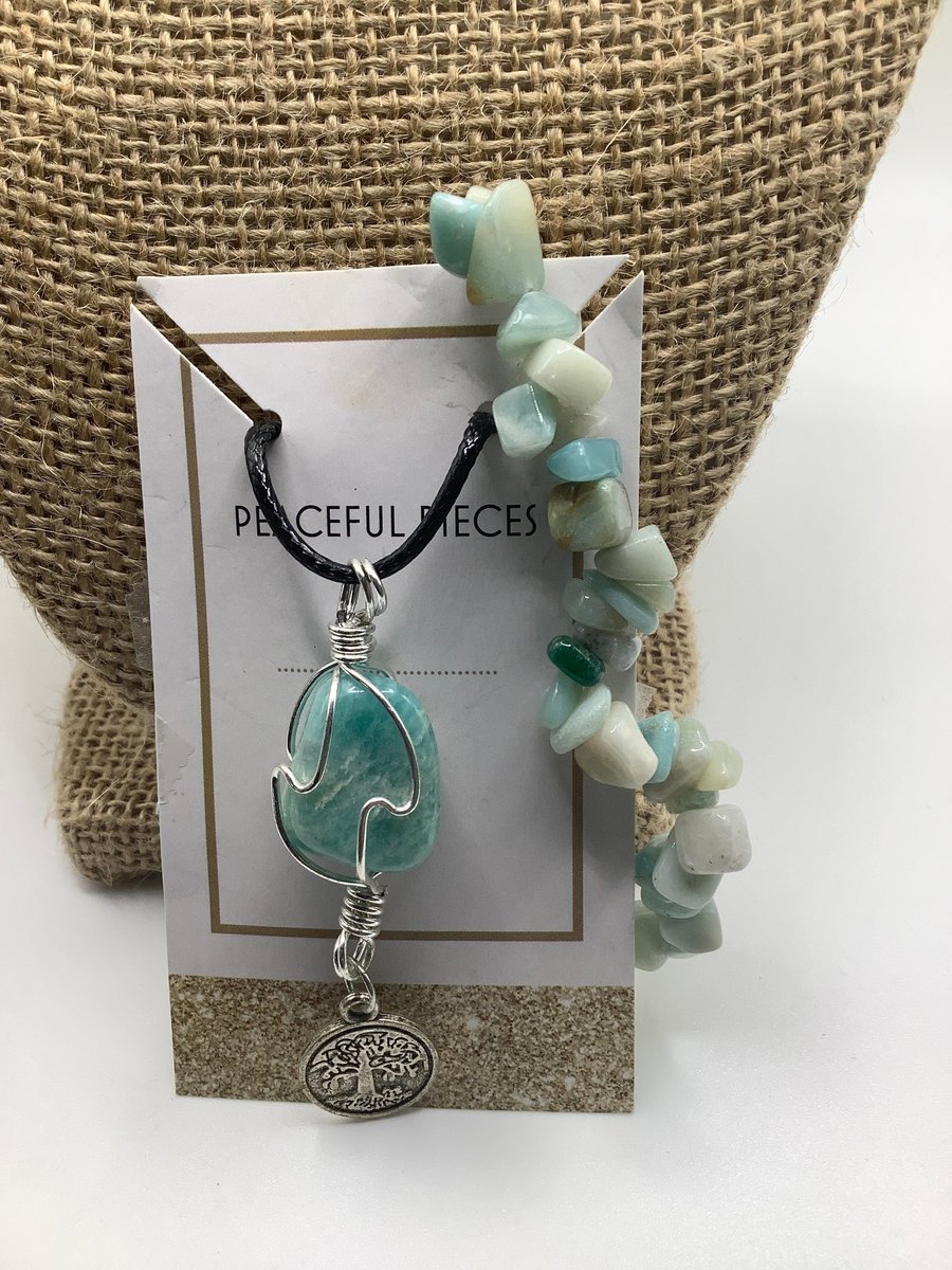 Amazonite healing gemstone necklace, pendant with matching Amazonite chip bracelet